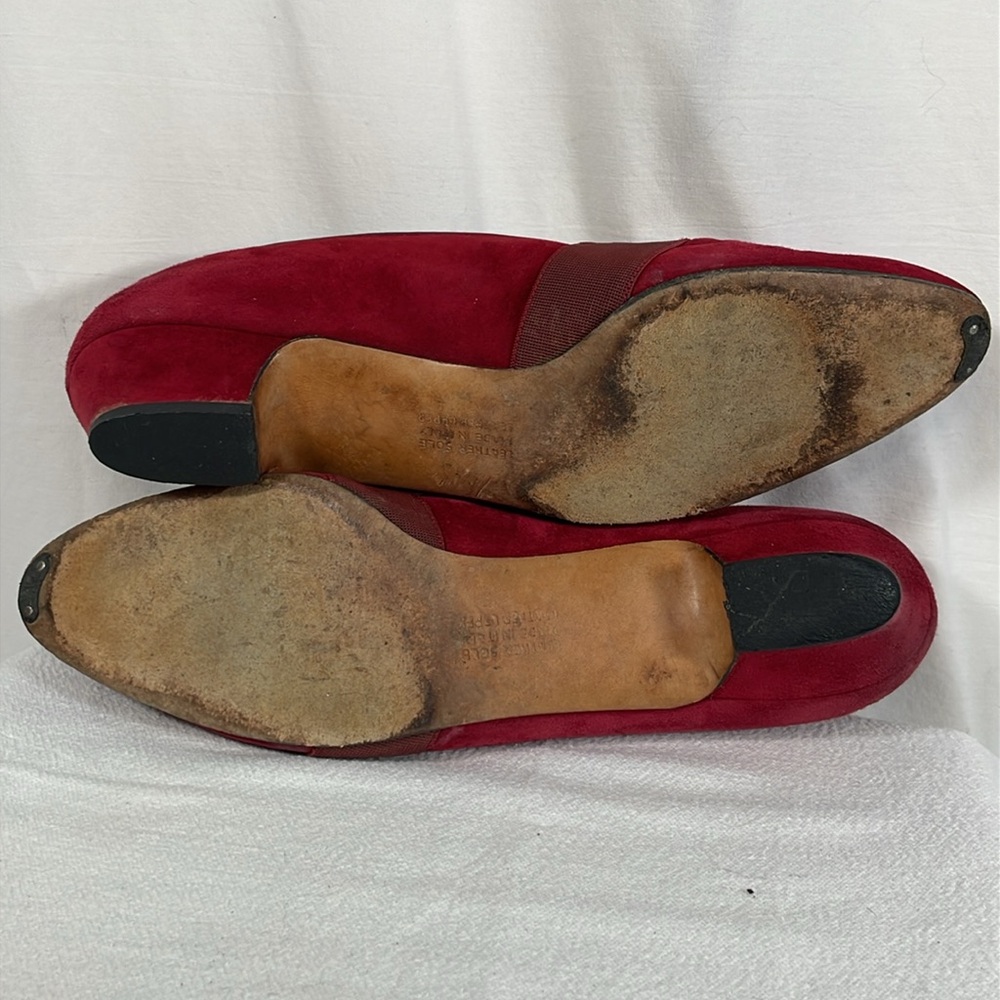 Salvatore Ferragamo Women’s Suede Flats - Picture 6 of 6